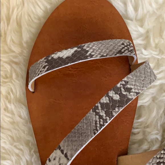Lucky Brand Summer Sandals 😍 - Picture 4 of 7